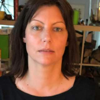 Ragazza eccentrica per sesso gratuito